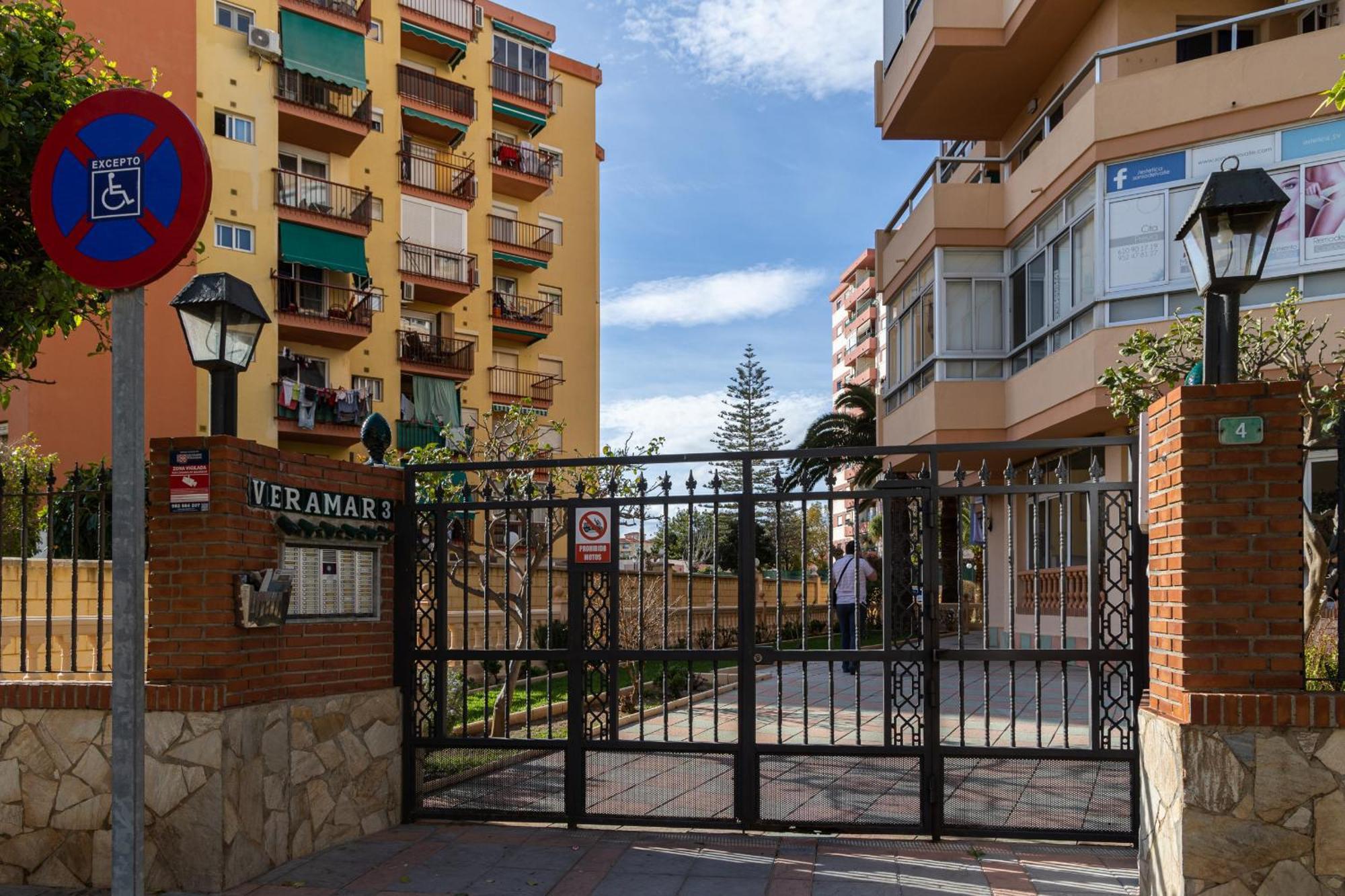 Apartamento Veramar ฟูเอนฮิโรลา ภายนอก รูปภาพ
